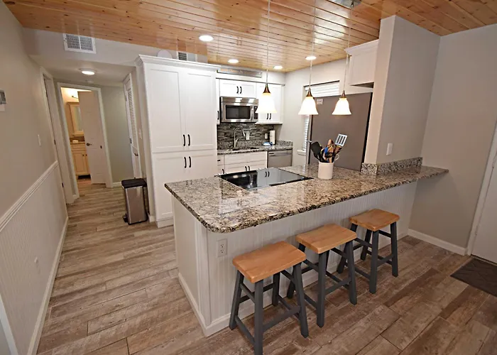 Gulf House * Gulf Shores